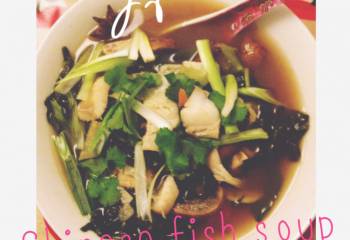 Slimming World Chinese Fish Soup & Rice Noodles (Syn Free)
