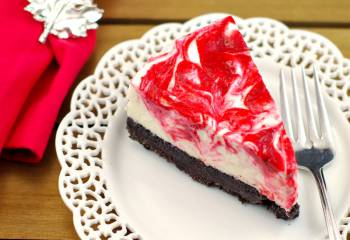 Rhubarb Red & White Chocolate Light No Bake Cheesecake