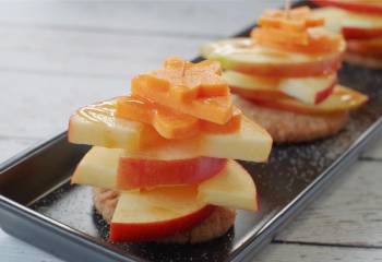 Cosmic Caramel Apple Pie &Amp; Cheddar Bites- A Healthy Apple Snack!