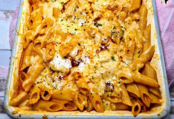 Roasted Red Pepper &Amp;Amp; Tomato Pasta Bake | Low Calorie Slimming Friendly Recipe