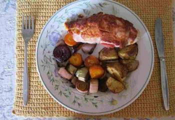 Harissa Coated Chicken With Roasted Veg