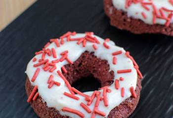 Low Syn Baked Red Velvet Doughnuts