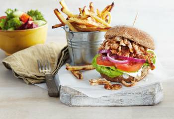 Sw Recipe: Bbq Pulled Chicken Burger And Chips