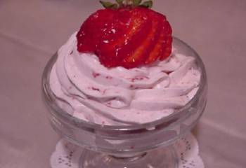 Half Syn Strawberry Mousse