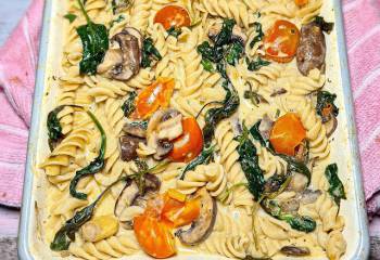 Baked Boursin Pasta Traybake Recipe | Slimming Friendly