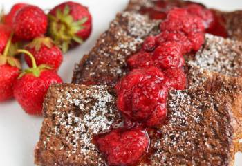 Chocolate French Toast With Strawberry Sauce