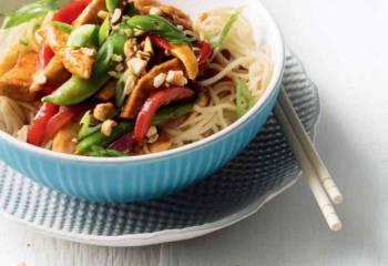 Hoisin Chicken Noodles
